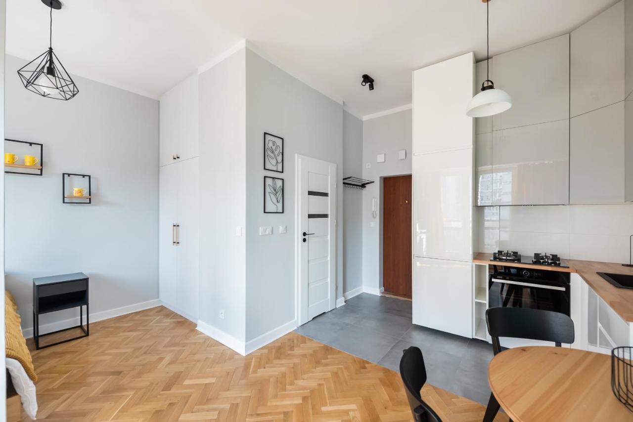 Grzybowska Sundown City Centre Apartment Варшава Екстериор снимка